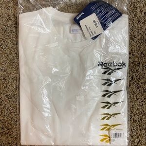Men's Reebok Classics Multi Vector T-Shirt Small